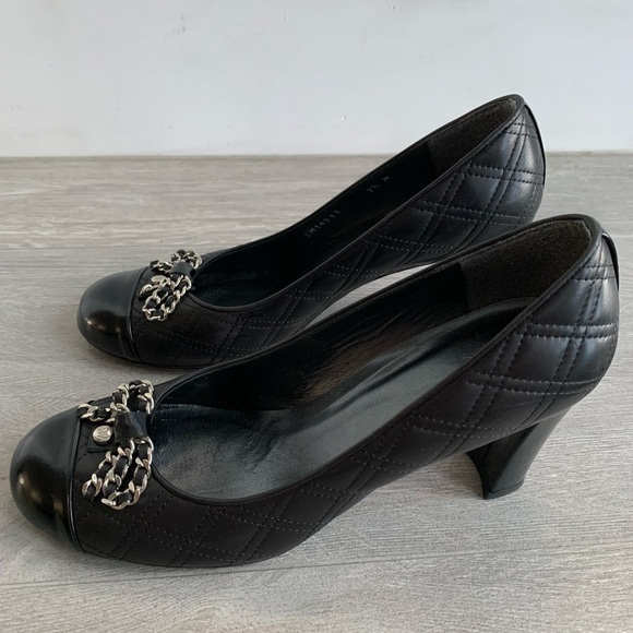 Stuart Weitzman Black Quantas Quilted Nappa Bow Pumps In Size Women’s 9.5M - Picture 3 of 12